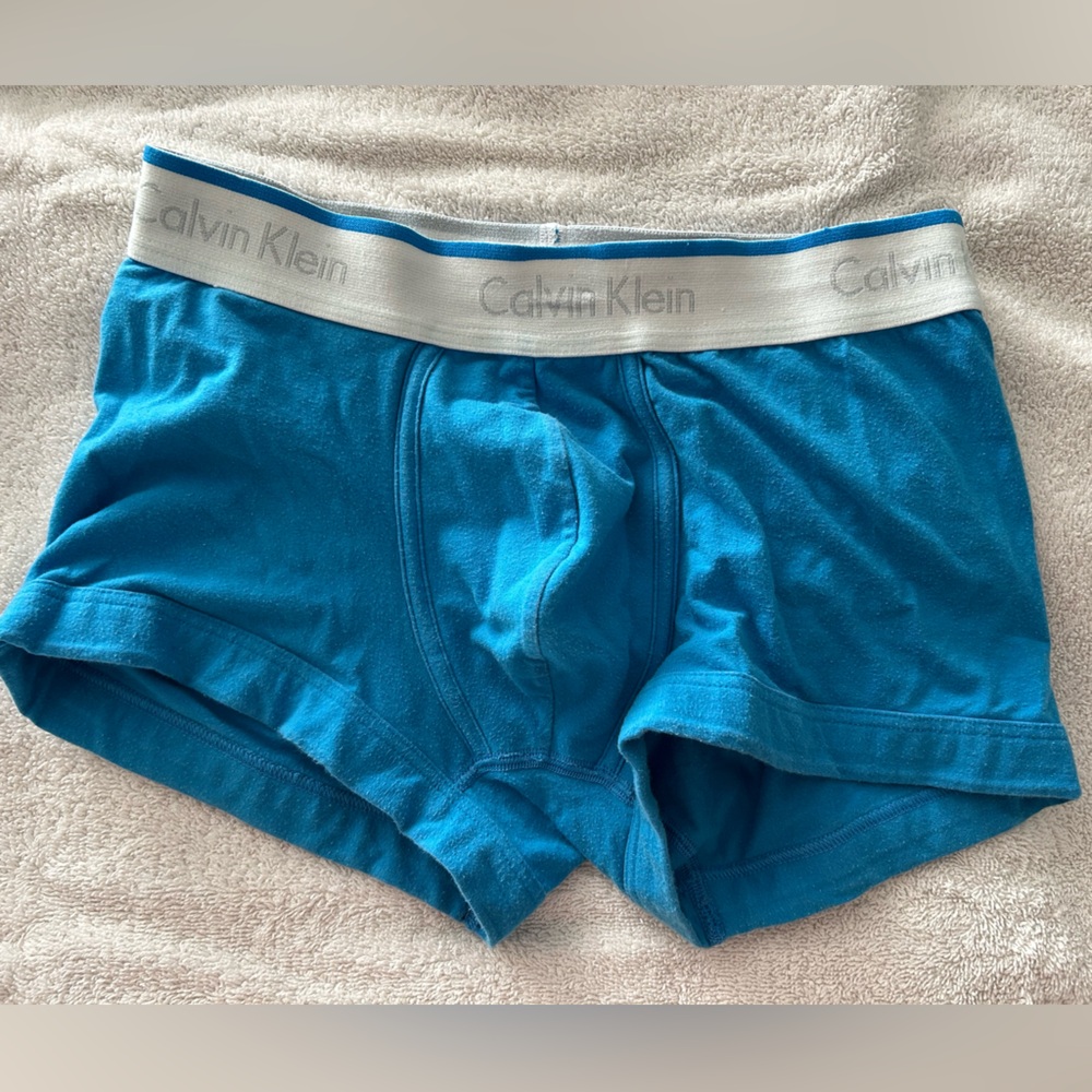 Calvin Klein trunks size S
